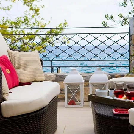 Minelska Szálloda Kalá Nerá